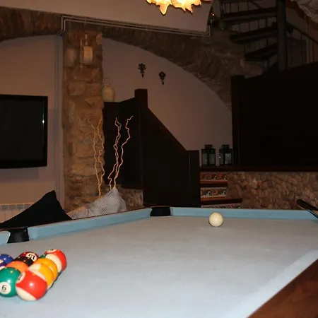Holiday home Cal Arxe Besalu